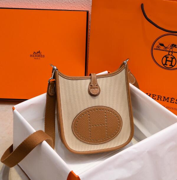 【エルメス HERMES】ネオエヴリンTPM トワルオフィシエ ホワイト×ブラウン (100％マシン)